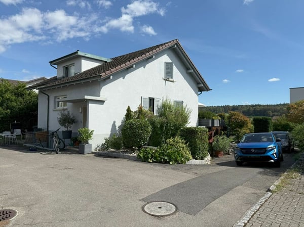 freistehend, sonnig, ruhig - ideal für eine Familie und ein Paar 1
