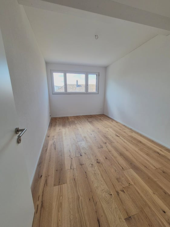 4.5-Zimmer Neubauwohnung im Dachgeschoss WHG12 9