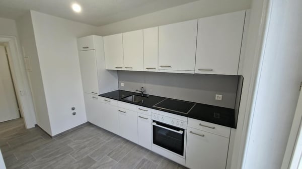 Erstbezug Moderne 3-Zimmer-Wohnung mit Balkon 1