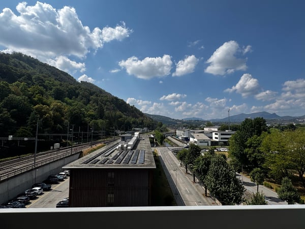 Chiasso -  affittasi 2.5 al sesto piano 5