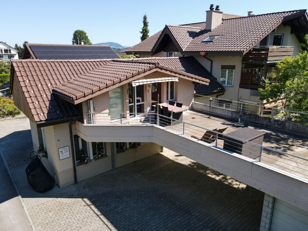 Wohn- und Geschäftshaus an zentraler Lage 1