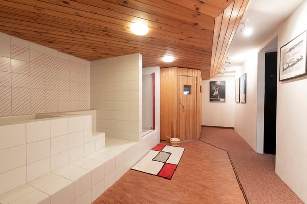 Suchen Sie ein grosszügiges Einfamilienhaus an bester Lage und mit atemberaubender Fernsicht? 10