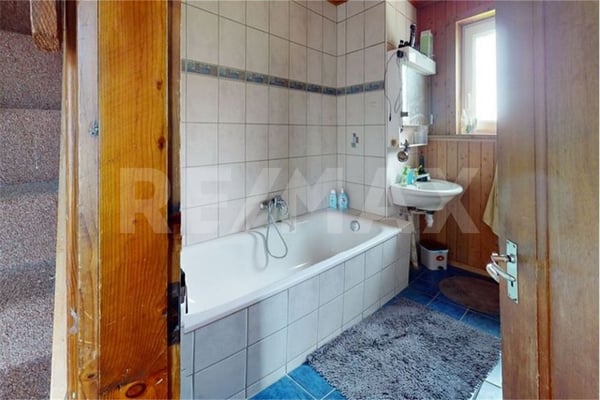 Freistehendes Einfamilienhaus zu verkaufen 10