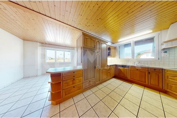 Freistehendes Haus mit Zwei Wohneinheiten 7