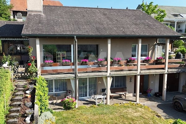 Freistehendes Zwei-Generationenhaus 5