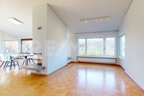 Ein Haus, das überrascht entdecken Sie dieses charmante Raumwunder in Mörigen! 2