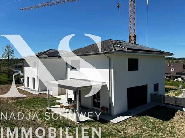 Leben im Grünen - Nur noch ein Haus verfügbar 1