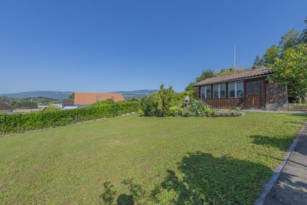 GROSSEN IMMOBILIEN - Bauparzelle mit bewilligtem Neubau in Orpund 7