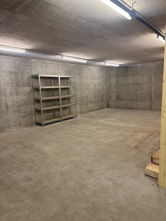 GROSSEN IMMOBILIEN - Charmanter Spycher mit modernem Anbau und einzigartigem Weinkeller 19