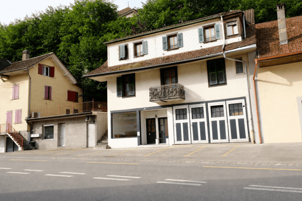 GROSSEN IMMOBILIEN - Wohngebäude mit Atelier und Lager mit Entwicklungspotenzial an der Burgstrasse in Thun 2