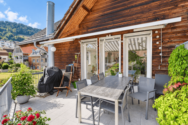 GROSSEN IMMOBILIEN - 5.5 Zimmer- Maisonette Dachwohnung 5