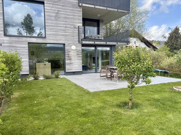 Très bel appartement récent de 5,5 pièces avec jardin 2