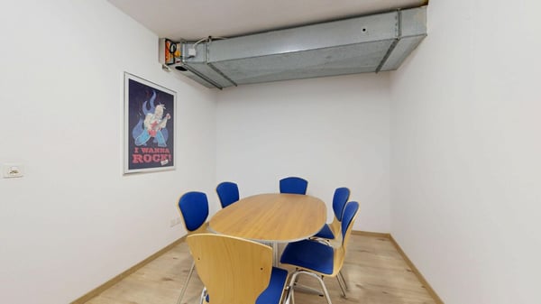 Restaurant/Bar im Zentrum von Burgdorf 10