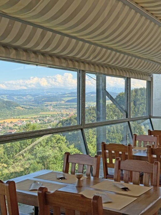 Dein Hausberg mit Panoramablick - perfekt für neue Nutzungskonzepte 9