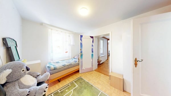 Solides EFH mit grossem Grundstück 5