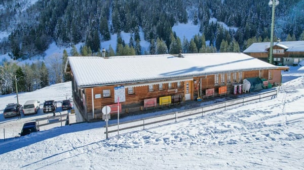 Restaurant `Pintli` mit Gästewohnung 2