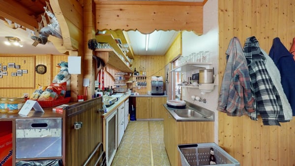 Restaurant `Pintli` mit Gästewohnung 16