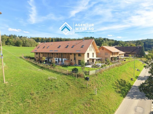 Modernes EFH mit vielseitigem Raumangebot 1