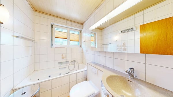 Familienwohntraum mit grossem Garten in Huttwil 12