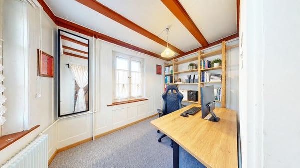 Einfamilienhaus mit Charakter und Potential 8