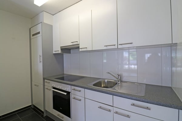 Attraktive 3.5 Zimmer Wohnung in Bahnhofsnähe 3