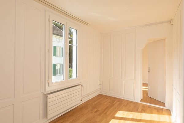 Stilvolle Wohnung mit Stuckaturen am Bodensee 6