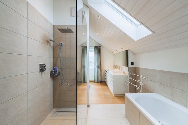 Grosszügige, moderne Dachwohnung an sonniger Lage mit Säntisblick 3