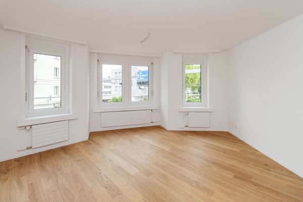 Moderne 3.5 Zimmer Wohnung mit Balkon 3
