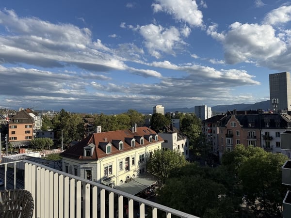 Helle möblierte 2.5-Zimmerwohnung mit Weitsicht in Zürich-Wipkingen 7