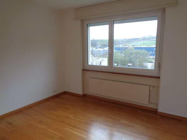 Appartement situé dans un quartier calme entouré de verdure. 8
