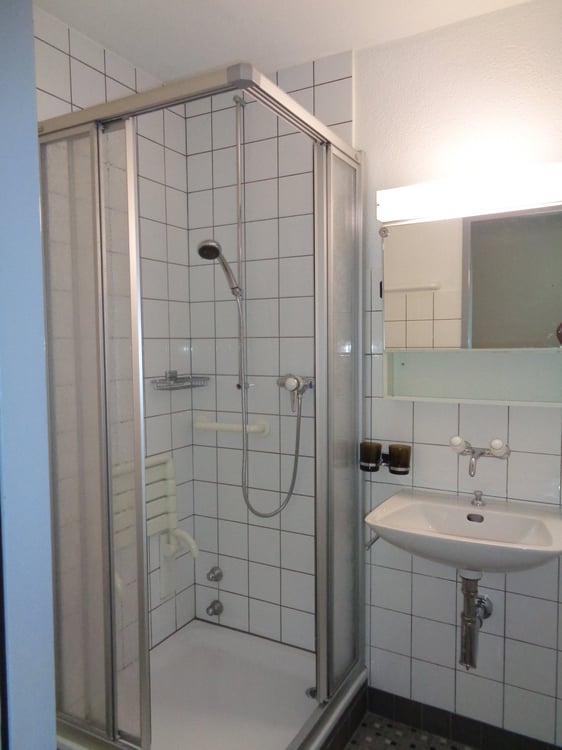 Appartement adapté dans résidence pour personnes âgées. 5
