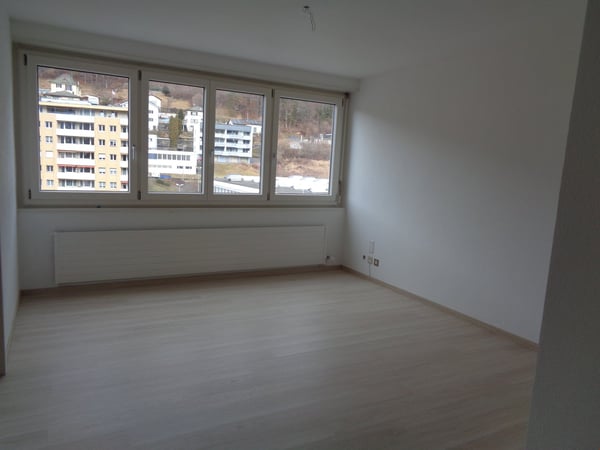 Appartement situé entre le centre-ville et la gare CFF 3