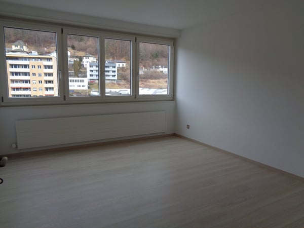 Appartement situé entre le centre-ville et la gare CFF 2