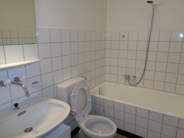 Studio situé entre le centre-ville et la gare CFF. 3