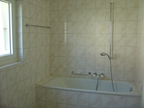 Appartement situé dans un petit immeuble de 2 logements. 3
