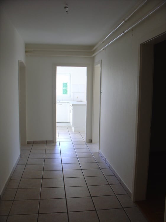 Appartement situé dans un petit immeuble de 2 logements. 9