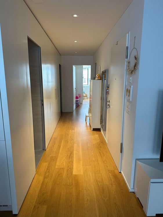 MODERNE 3,5 ZIMMER WOHNUNG MIT SÜDWEST-BALKON NAHE STADT UND RHEIN 6