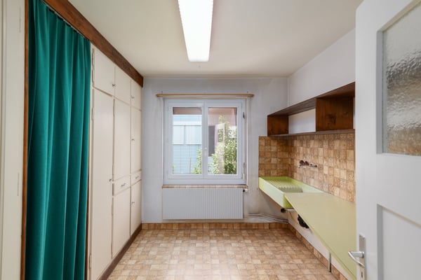 Charmantes 5-Zimmer-Einfamilienhaus in Studen – sofort verfügbar 5