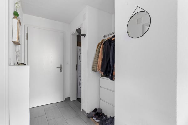 Attique 4.5 pièces, terrasse 29 m², vue Jura | 4.5-Zi.-Attika mit Terrasse 12