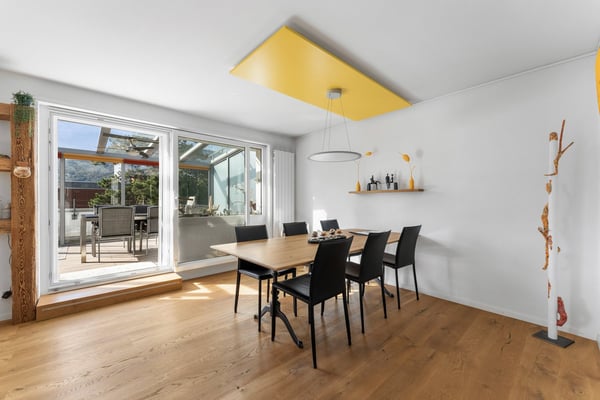 Attika mit 93 m² Terrasse an der Zihl | Attique avec terrasse de 93 m² 5