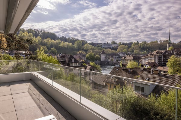 Erstbezug nach hochwertiger Totalsanierung – Wohnen an einer der schönsten Aussichtslagen Berns 1