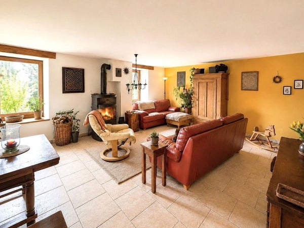 Magnifique ferme villageoise de 5.5 pièces, au fort potentiel 2