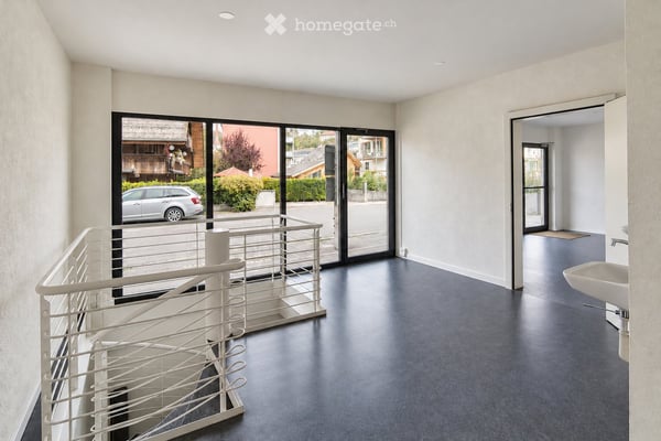Gewerbefläche mit Schaufensterfront an zentraler Lage in Worb 3