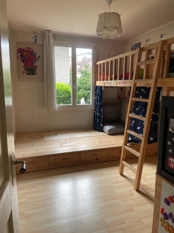 Charmante 4-Zimmer-Altbauwohnung mit Balkon in Bern-Bethlehem 4