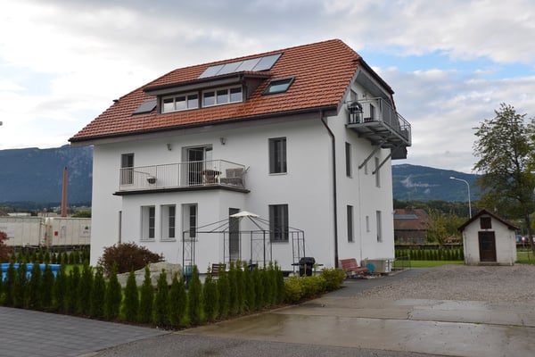 offene Dachwohnung am Dorfrand, im Grünen 2