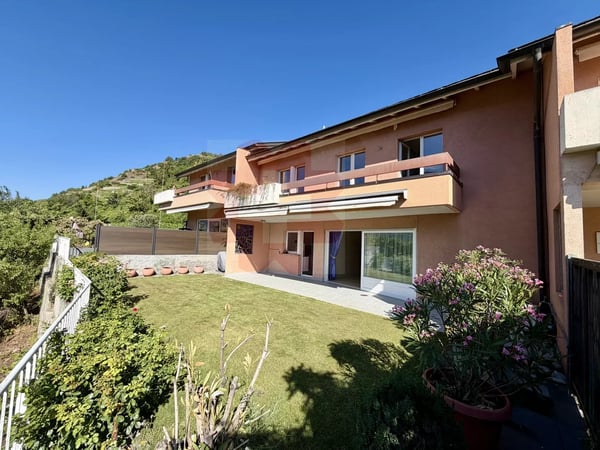 Maison familiale avec vue panoramique et exceptionnel potentiel de rénovation ? Gravelone, Sion 1
