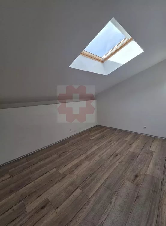 Attique duplex 4.5 pièces centre Leytron 7