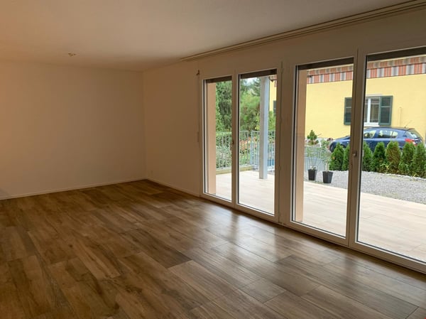 Moderne 3.5-EG-Zimmerwohnung mit Terrasse 3