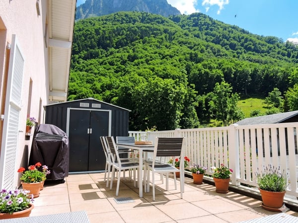 Appartement 4.5 pièces avec grande terrasse et vue dégagée Port-Valais 1