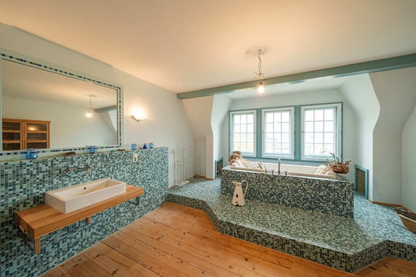 Frangipani Residence | BE 7